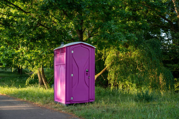 Portable Toilet Options We Offer in Murphys Estates, SC